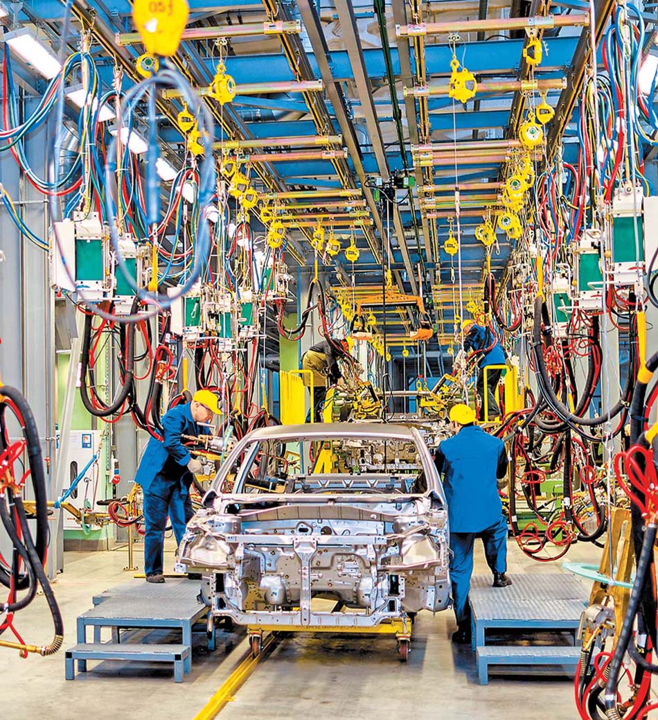 Las empresas se ven obligadas a cambiar para cumplir con las normas de emisiones. (Shutterstock)