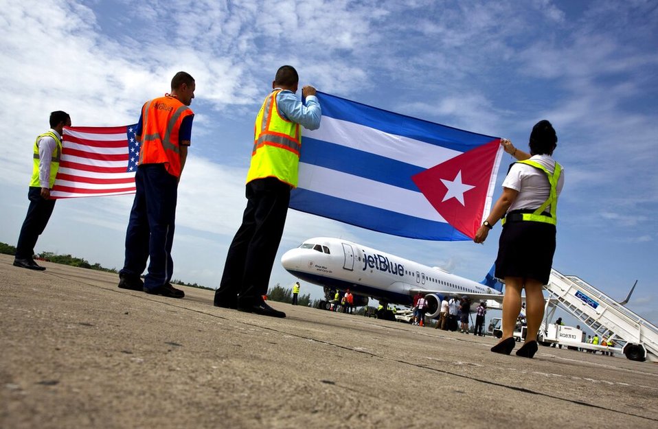 Solamente los vuelos hacia La Habana están permitidos desde Estados Unidos. (AP)