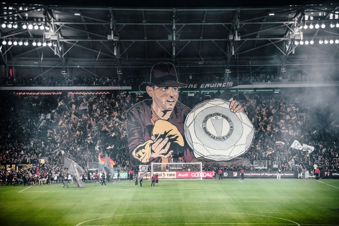 Tifo de Carlos Vela (LAFC)