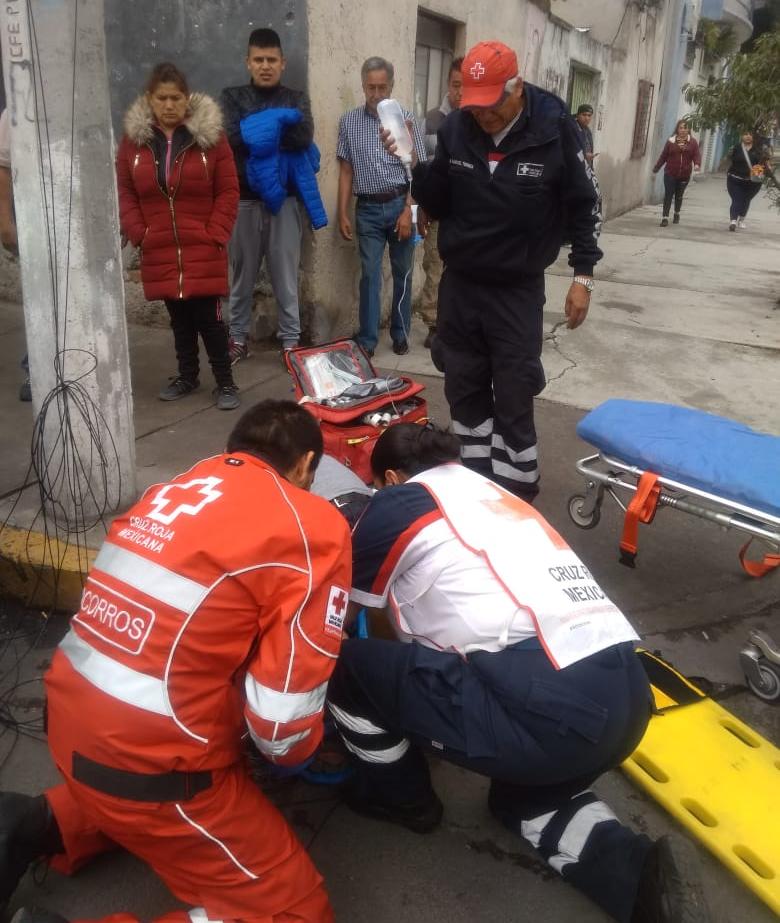 El trabajador de una empresa telefónica fue trasladado por quemaduras en Peralvillo | Jorge Becerril
