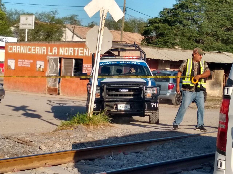Acordonan el lugar del accidente.