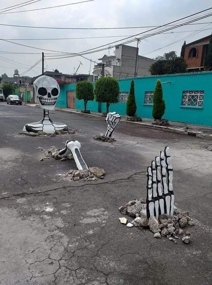 Calavera comienzan a salir en calles de la alcaldía Tláhuac. (Tomado de Indios Yaocalli)