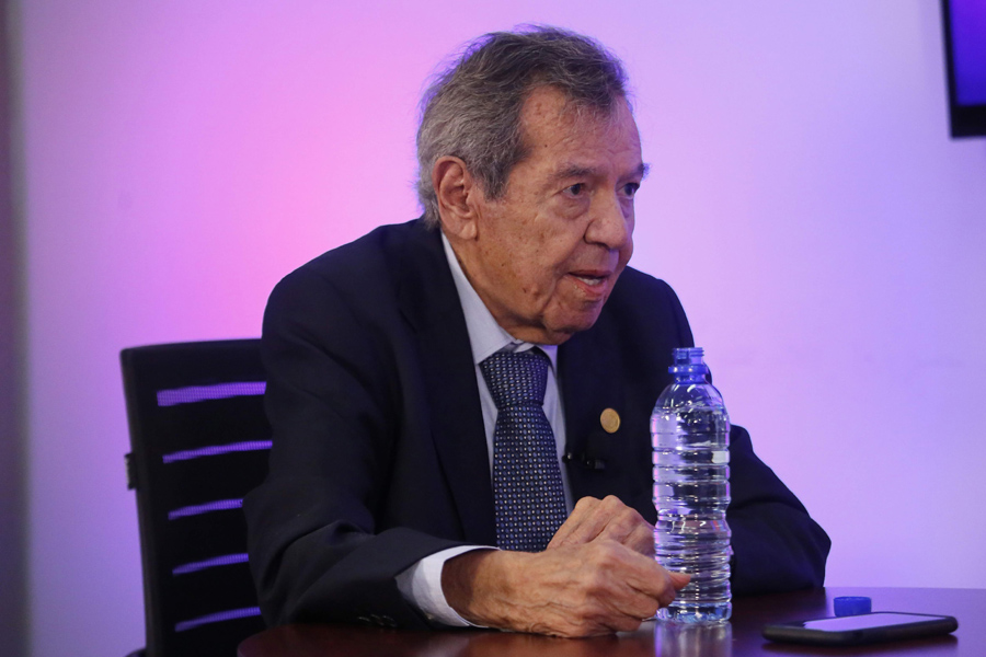 Muños Ledo es fiel a la causa de López Obrador. (Rolando Riestra)