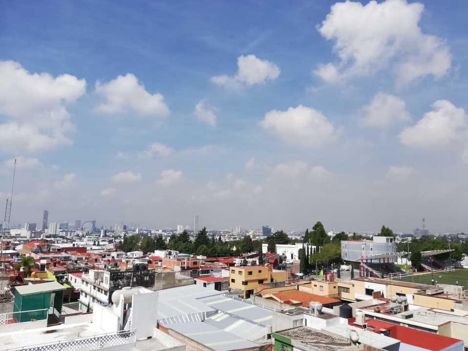 Una complicada movilidad y problemas en el ambiente desencadenan malestar en los trabajadores.
