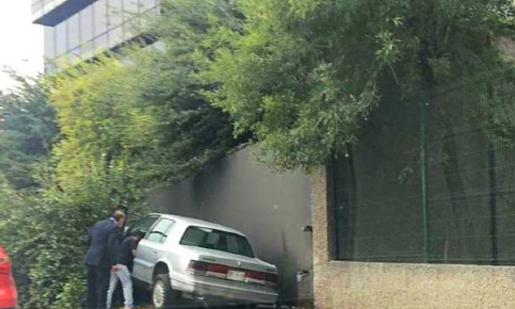 El conductor perdió el control al dormitar al volante; presuntamente salía de trabajar. (Foto: Especial)