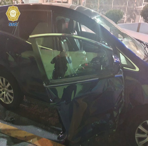 El auto de los presuntos asaltantes fue encontrado cerca de la zona del intento de robo | SSC capitalina