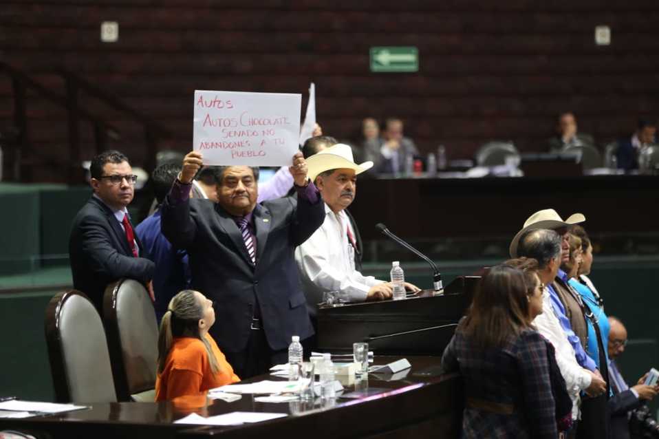 Diputados de Morena está favor de la regulación de los autos 'chocolate' (Javier Ríos)
