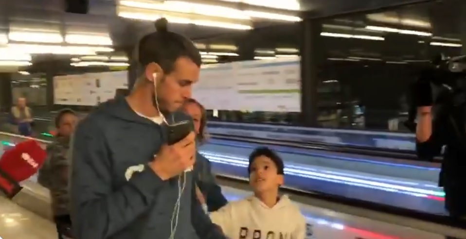 Gareth Bale ignora a un niño (Radio Marca España)