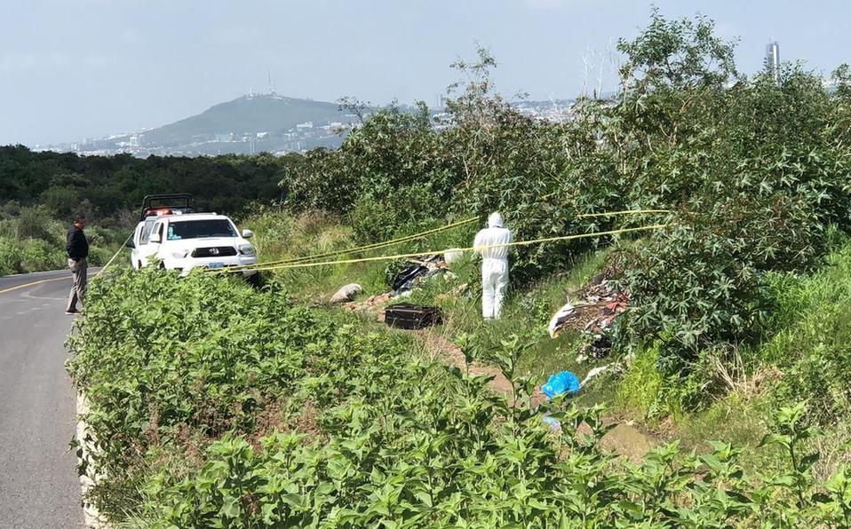 Junto al hombre se encontró ropa interior de mujer y una peluca. Foto: Especial.