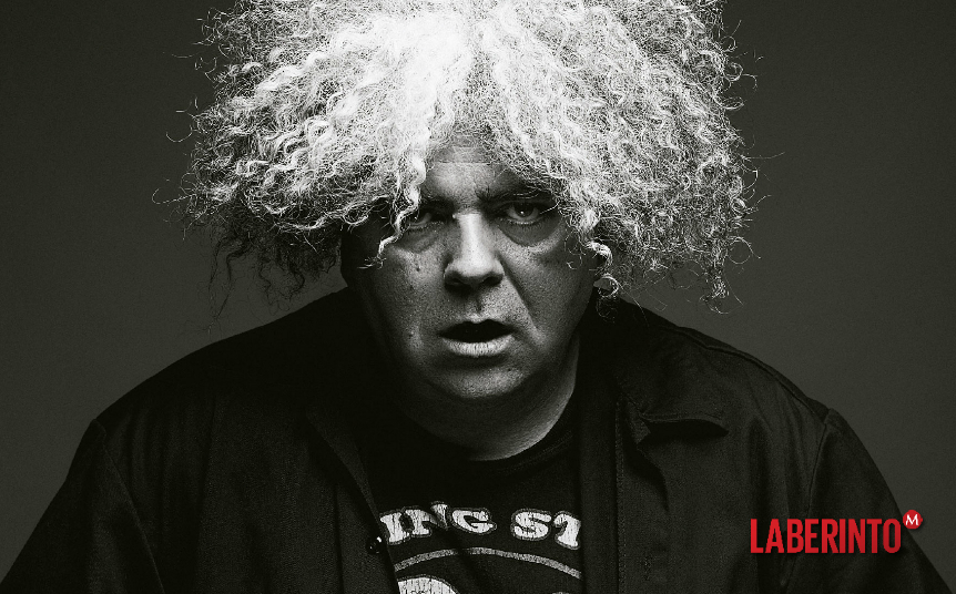 Buzz Osborne en la portada de 'Despachador de pollo frito'. (Foto: William Lacalmontie)