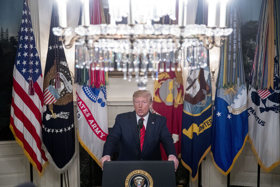 Donald Trump, habló en el domingo en la Casa Blanca para a anunciar la muerte de Abu Bakr Al-Baghdadi. (AP)