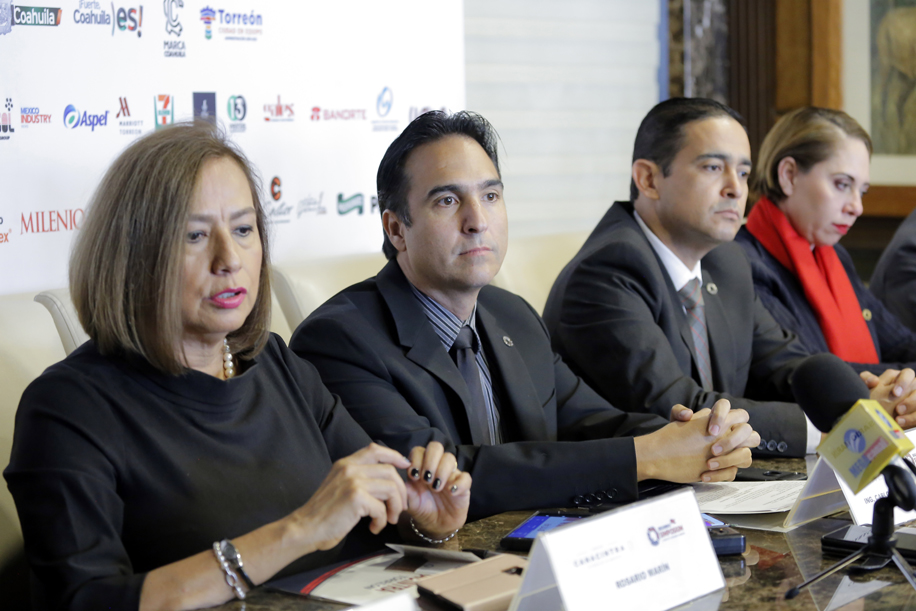 La extesorera estuvo en Torreón para dictar una conferencia. (Mauricio Román)