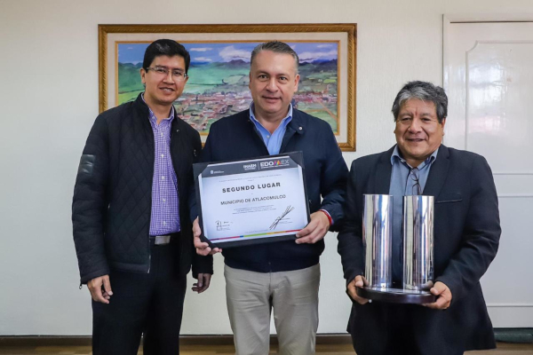 Roberto Téllez Monroy recibió el reconocimiento