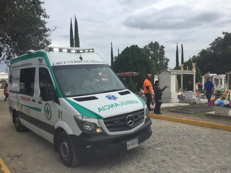 Lorena Lizeth Mendoza Álvarez, de 32 años de edad, cayó de aproximadamente 1.5 metros. (Foto: Cynthia Pardo)