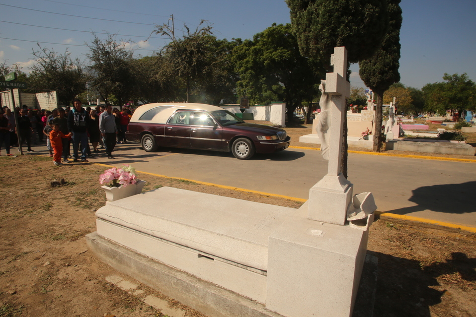 Cuando el paquete funeral se contrata de emergencia, el precio puede incrementar hasta un 10%. (Foto: Roberto Alanís)