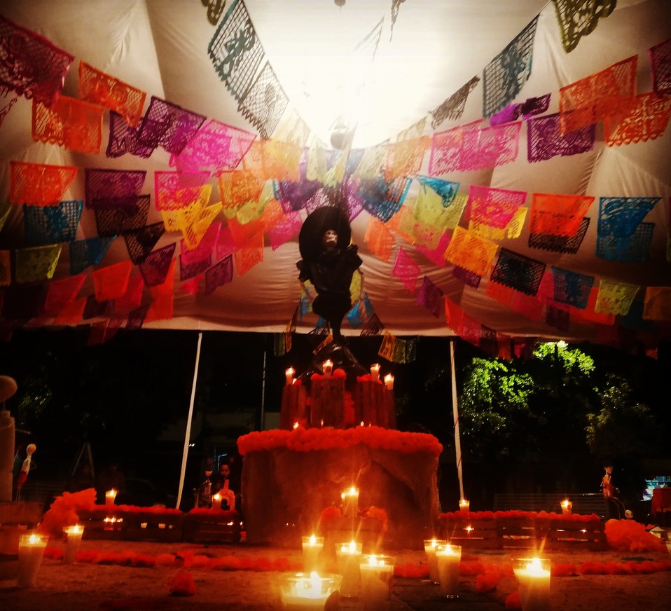Así lució el altar en el Jardín de Mexicaltzingo. ENRIQUE VÁZQUEZ