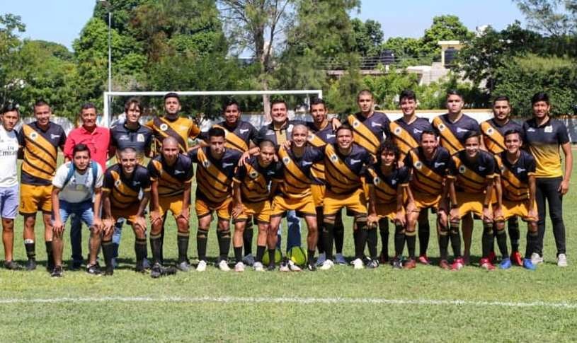 El equipo de futbol del Tecnológico de Ciudad Madero.