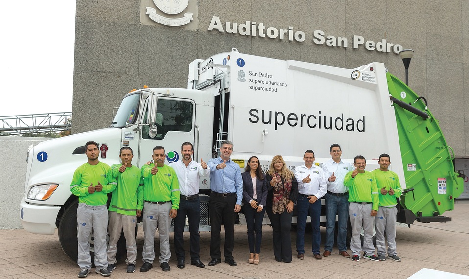 Los 12 camiones que circularán por el municipio de San Pedro Garza García cuentan con la mejor tecnología. (Foto: Especial)