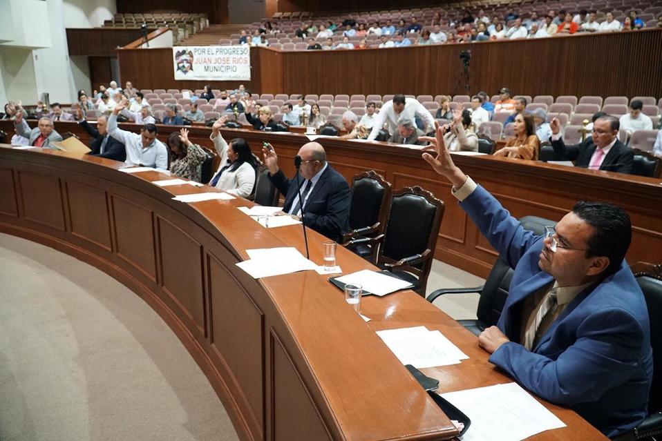 Los diputados aprobaron el acuerdo por unanimidad. (Fanny Martínez)
