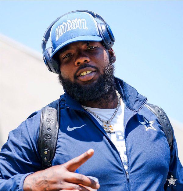 Daniel Ross es arrestado (Twitter @dallascowboys)