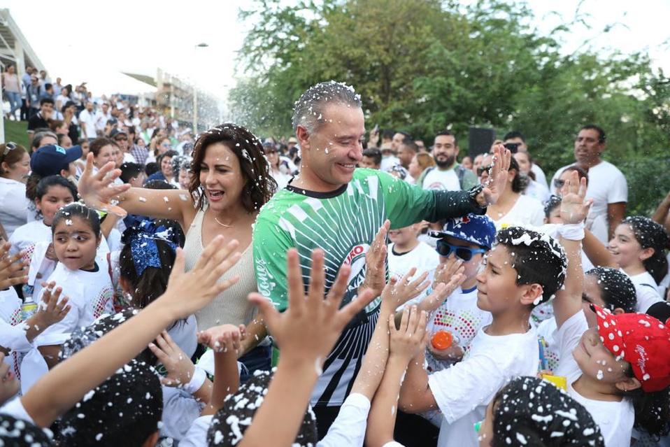 Inaugura Quirino el “Paseo de la Alegría” en el Parque Las Riberas.