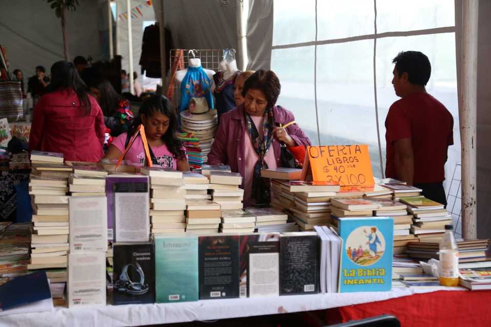 Mi Bazarito en plaza Independencia. (Jorge Sánchez)