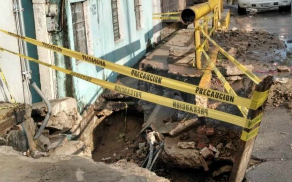 Nuevo Socavón se registra en Ciudad Madero (Foto/Denis Sánchez)