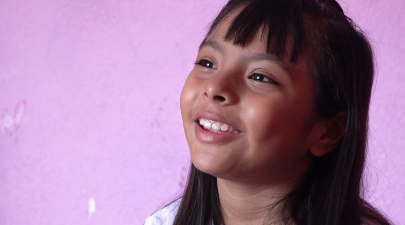 Adhara Pérez, la niña genio (Especial).