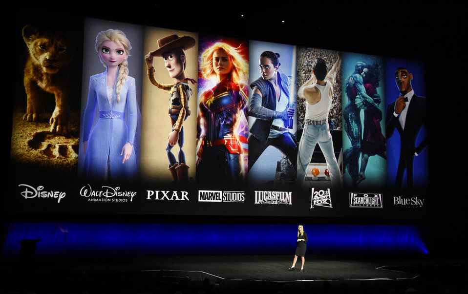 Disney comienza su guerra contra Netflix y lanza su servicio de streaming (AP).