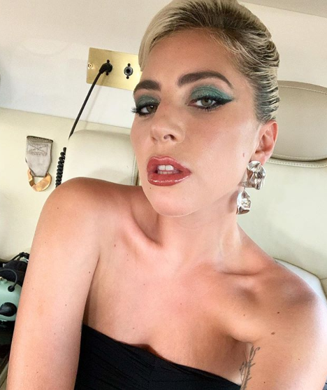 Lady Gaga olvida su disco ARTPOP; los fans la critican. (Instagram: ladygaga)