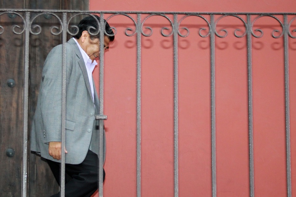 Mario Marín y Adolfo Karam solicitarán el amparo el pasado 22 de abril de este año a once días de que se emitiera la orden de aprehensión. (Andrés Lob