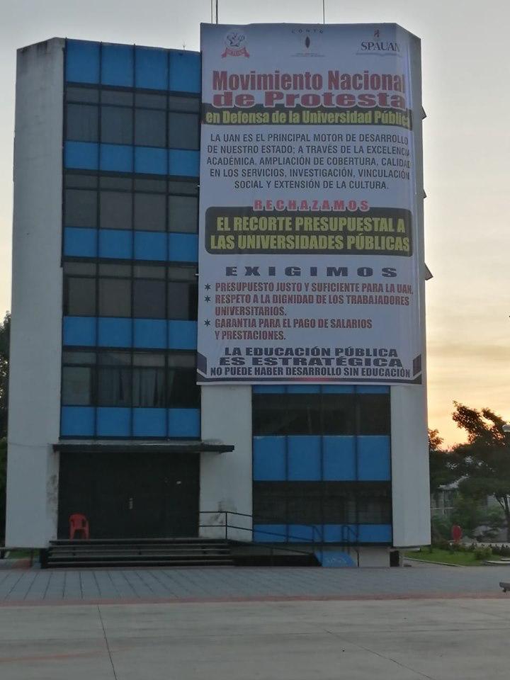 La universidad nayarita enfrenta una crisis financiera superior a los mil 800 millones de pesos desde el año 2017. (Salvador Arellano Murillo)