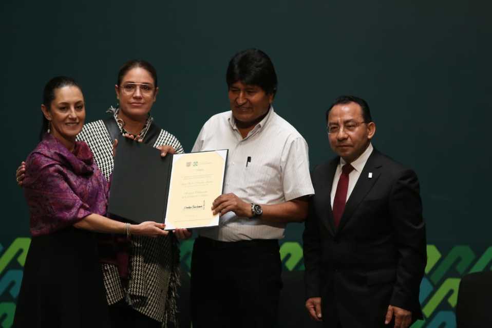 Evo Morales fue distinguido como Huésped Distinguido de CdMx. (Octavio Hoyos)