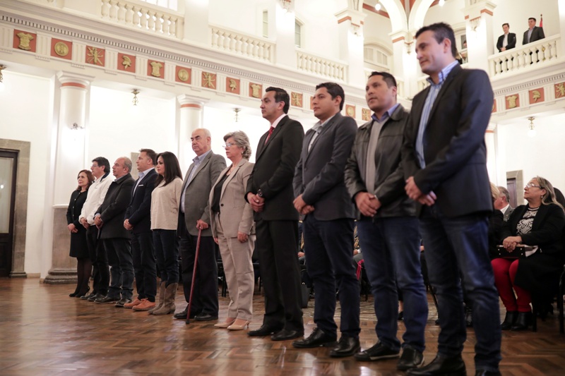 Jeanine Áñez incluyó entre sus ministros a senadores de Unidad Demócrata, su partido en el Parlamento boliviano. (Reuters)