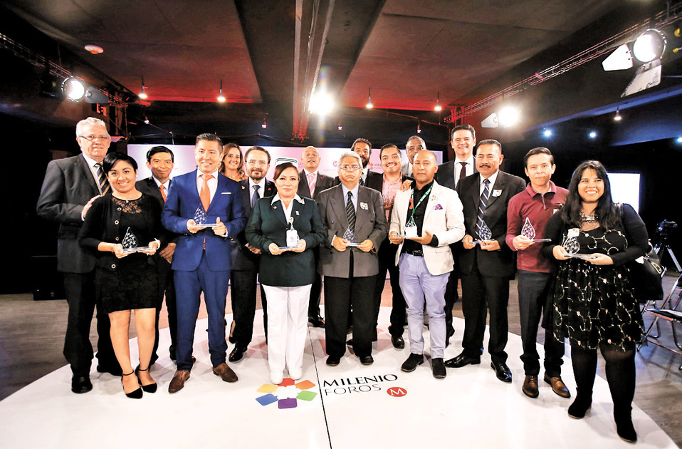 Los galardonados con el premio Sanofi Pasteur. (Juan Carlos Bautista)