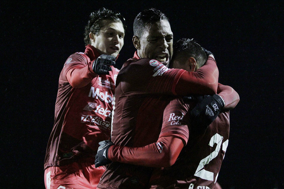 Mineros tomó ventaja contra el Atlante (Imago7)