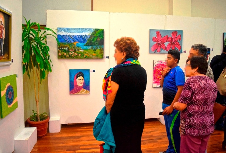 Obras pictóricas son exhibidas  en la Casa de Artes (CORTESÍA)