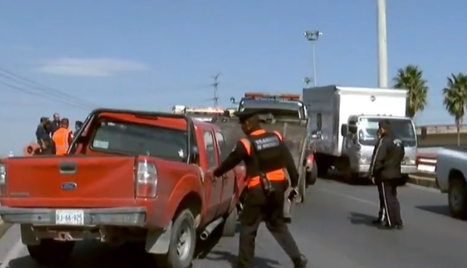 El hecho ocurrió en el cruce de las avenidas Manuel L. Barragán y Fidel Velázquez. (Foto: Especial)