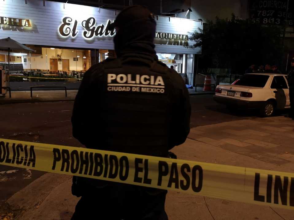 De acuerdo con los primeros reportes el agresor escapó en una motocicleta./ Alejandro González