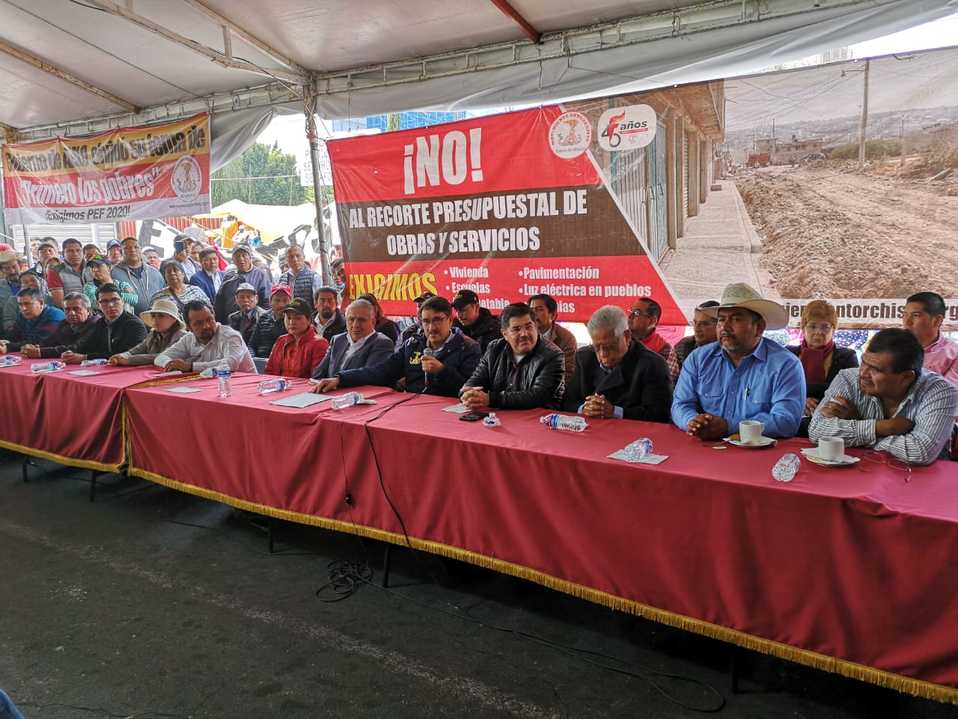 Antorcha Campesina dijo que no retirarán el plantón. (Francisco Mejía)