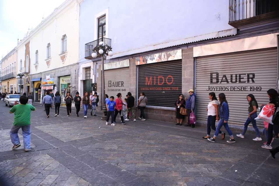 “Es bonito caminar por las calles del Centro Histórico sin que hayan ambulantes", así lo expresaron los poblanos. (Andrés Lobato)