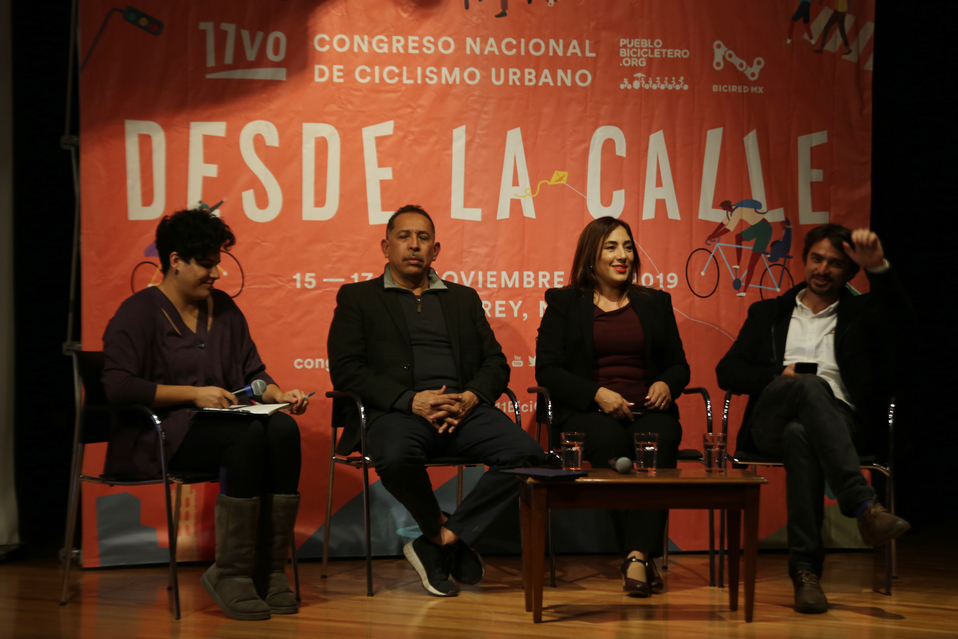 La diputada participó en el panel: ¿Qué falta para tener una Ley de Movilidad en Nuevo León?