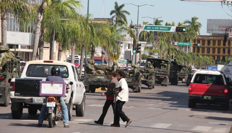 Relevo militar en Ciudad Madero.