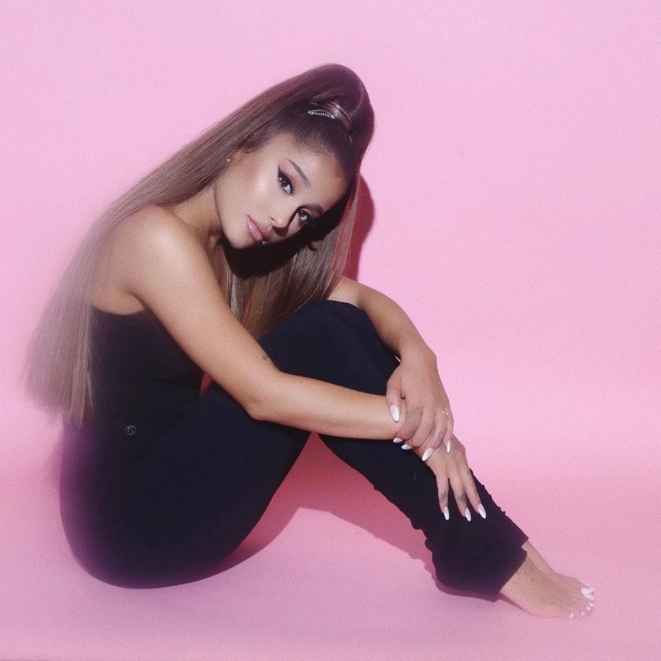 Ariana Grande reveló que está enferma; sin embargo desconoce qué le sucede (Instagram).
