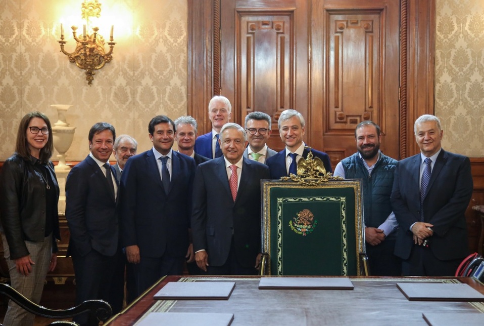 AMLO se reúne con directivos de Microsoft (@lopezobrador_)