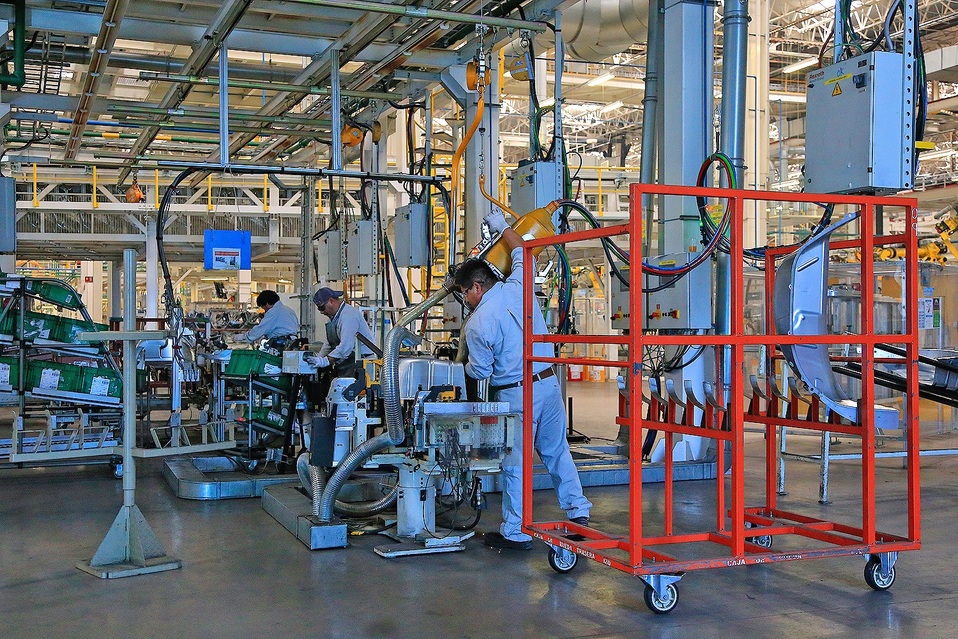 Habrán paros técnicos hasta las primeras semanas del año 2020 ante los ajustes en las líneas de producción. (Andrés Lobato)