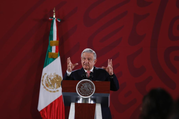 El presidente Andrés Manuel López Obrador dijo que la cancillería dará un informe de los mexicanos en Bolivia que regresarán. |Nelly Salas