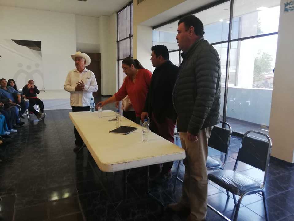 Los integrantes de una planilla son seis, y cada uno debe presentar la documentación que se pide en la convocatoria. (Isis Rábago)