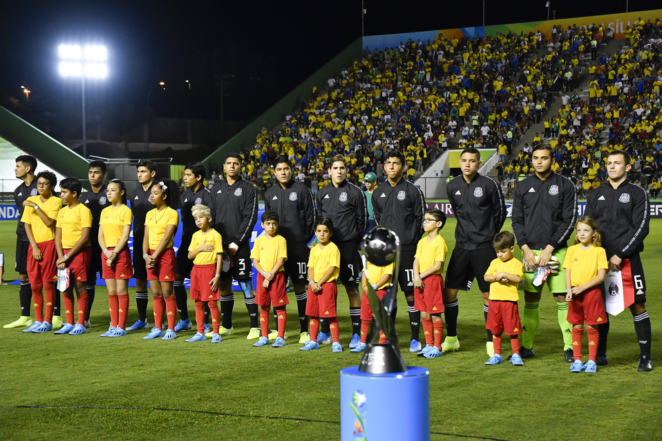 Selección mexicana Sub 17 llega a México (Imago 7)