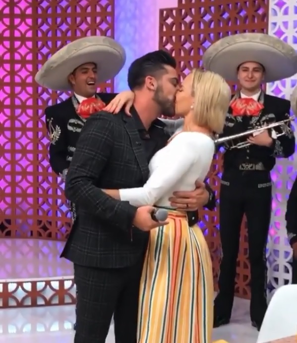 La actriz Michelle Vieth confirmó su relación con el concursante de Acapulco Shore "El Potro". (Instagram: @viethmichelle)